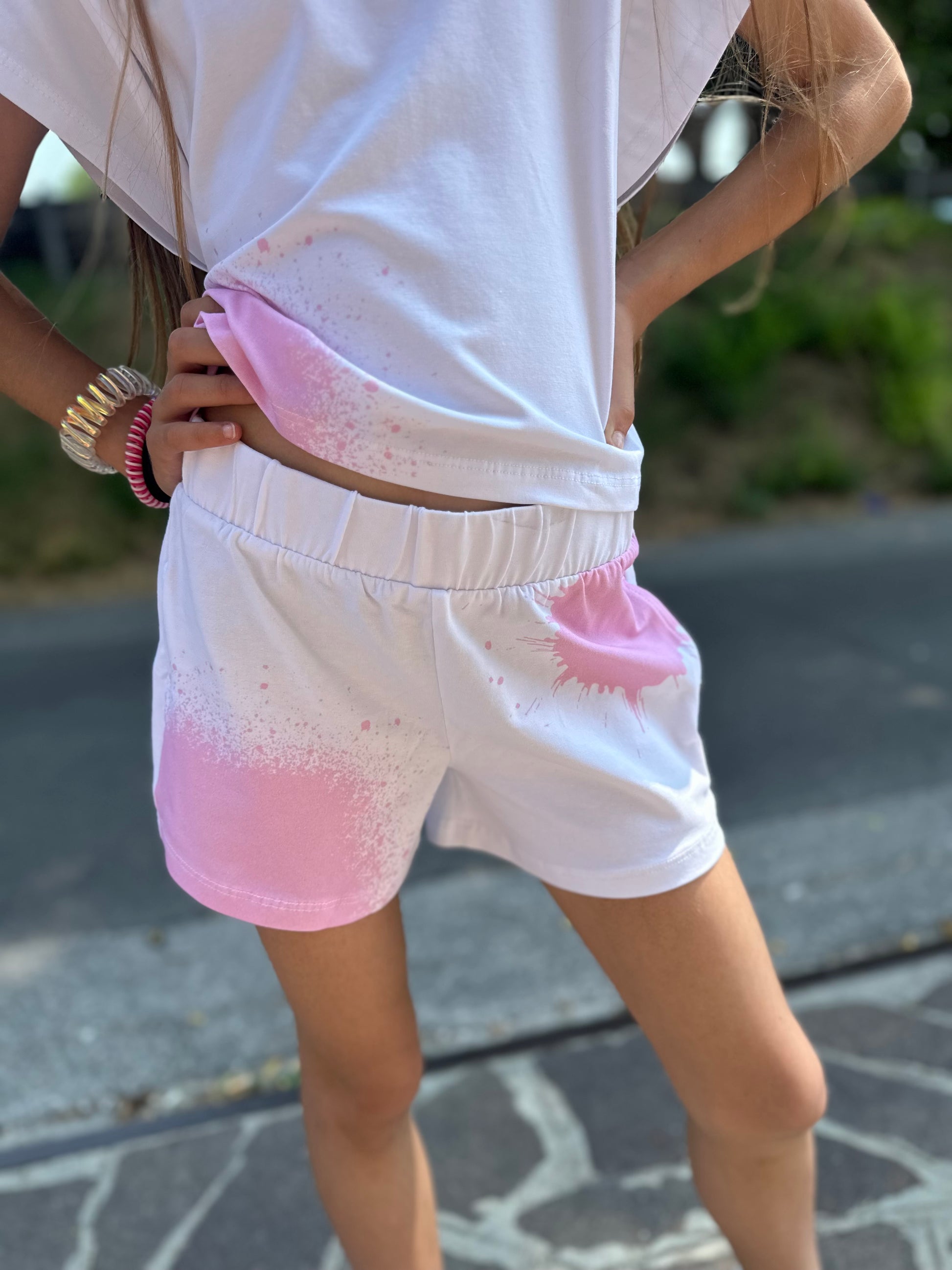 Short spray rosa