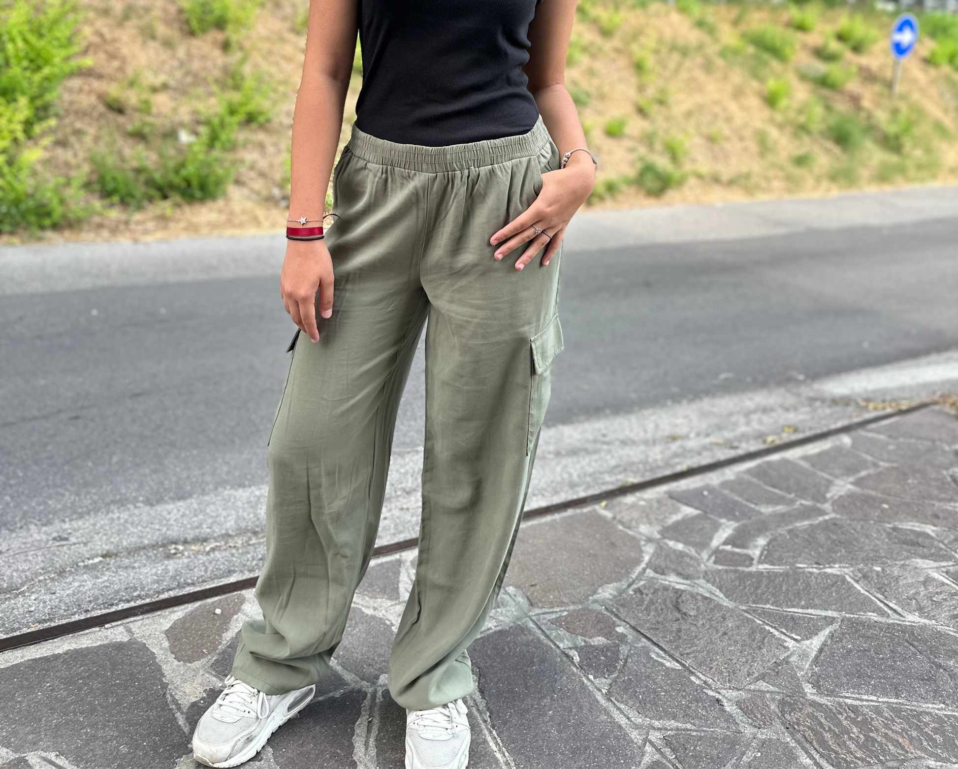 Pantalone cargo verde Bella