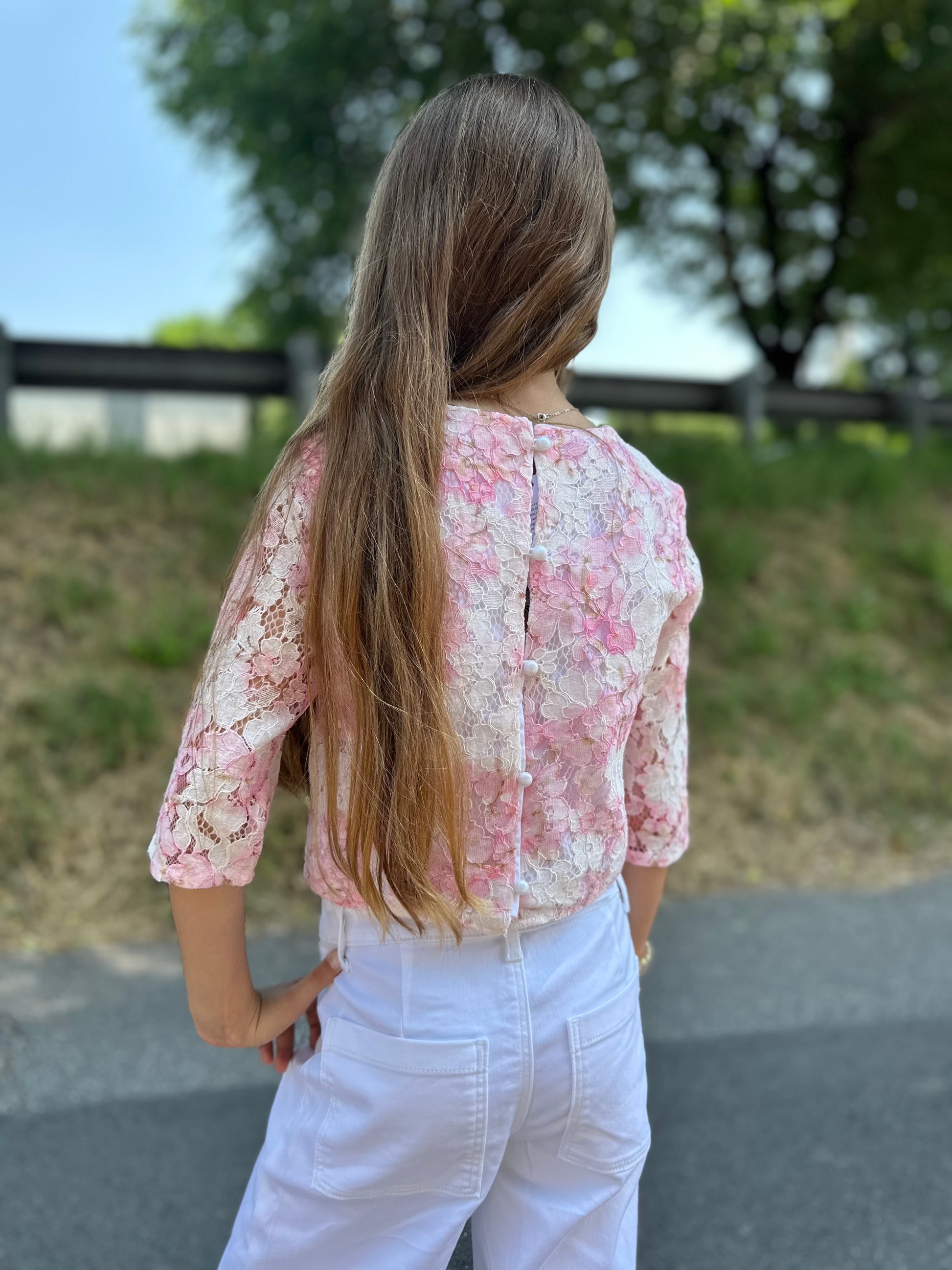 Blusa in pizzo fiori