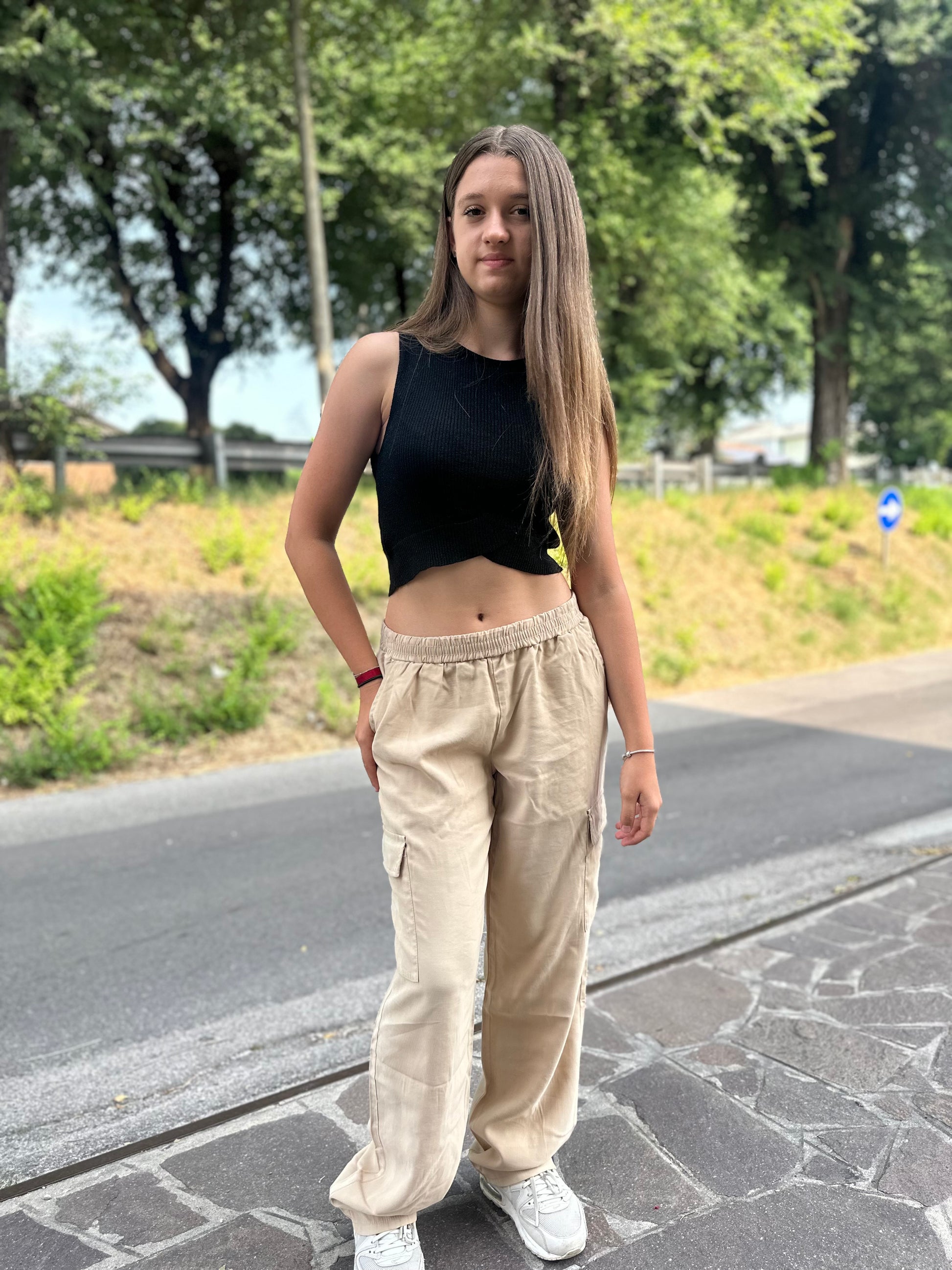 Pantalone cargo beige Bella