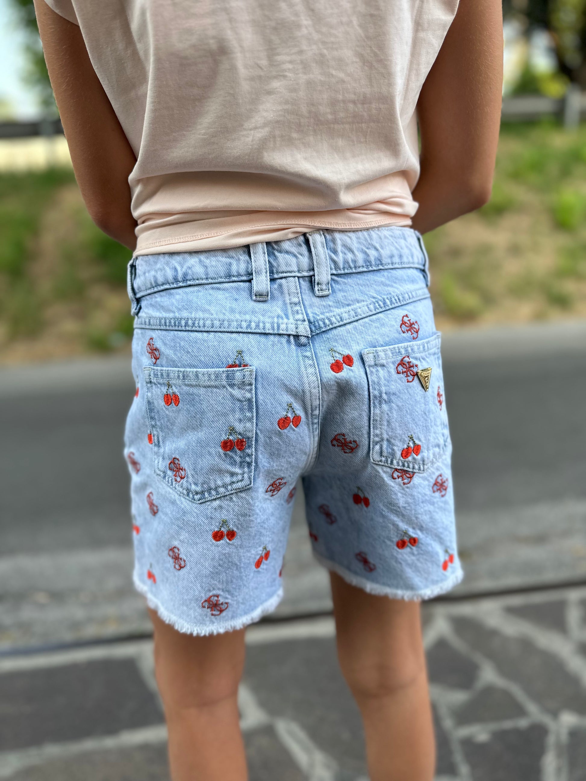 Short denim ciliegie